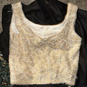 EXCLUSIVE OF ORNAMENTATION 100%PUR WOOL